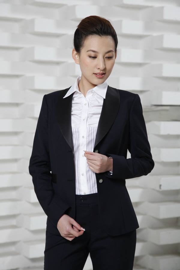 女士正裝西服定制